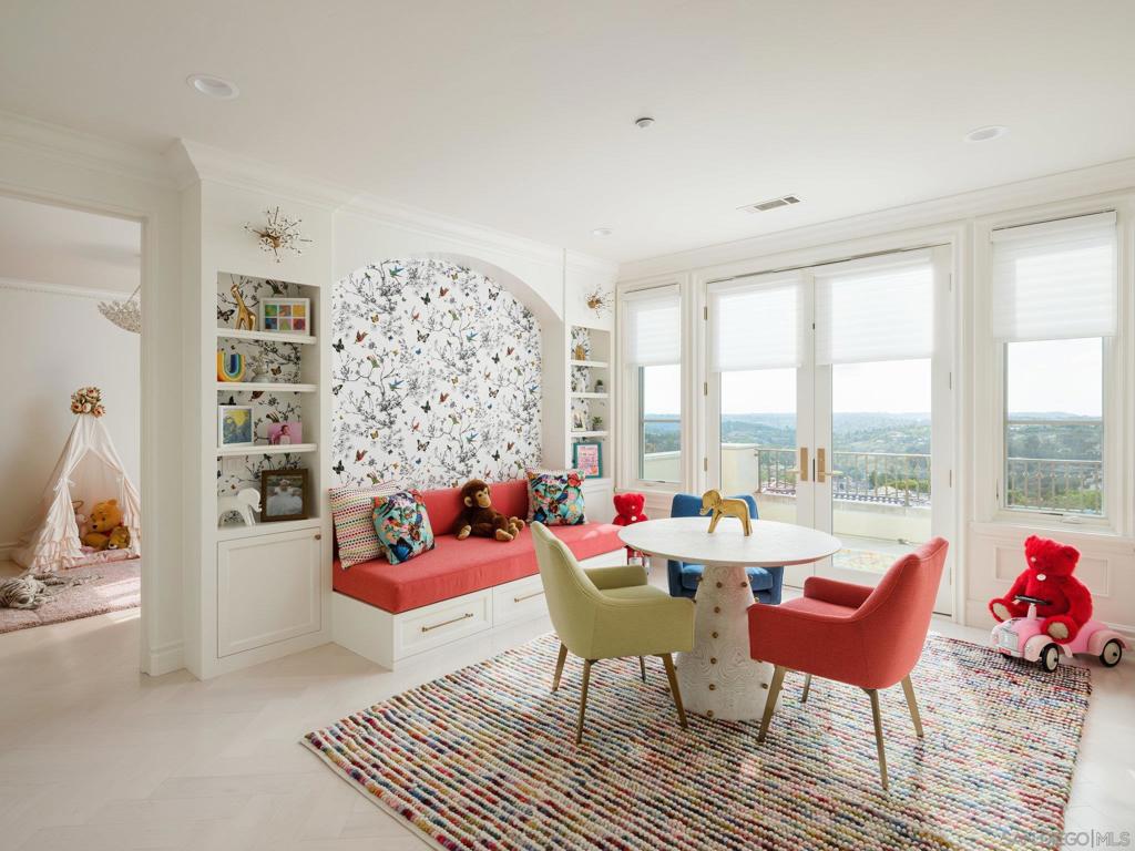 Rancho Santa Fe - Residential