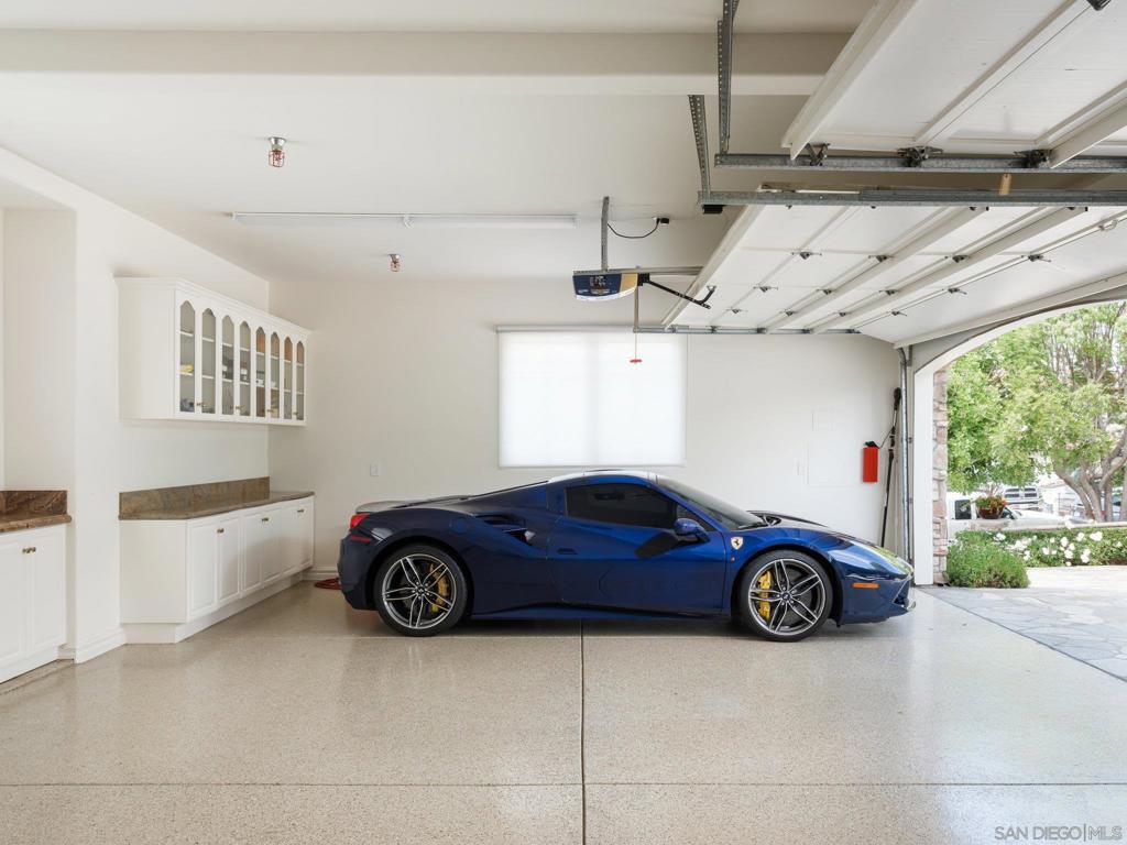 Rancho Santa Fe - Residential