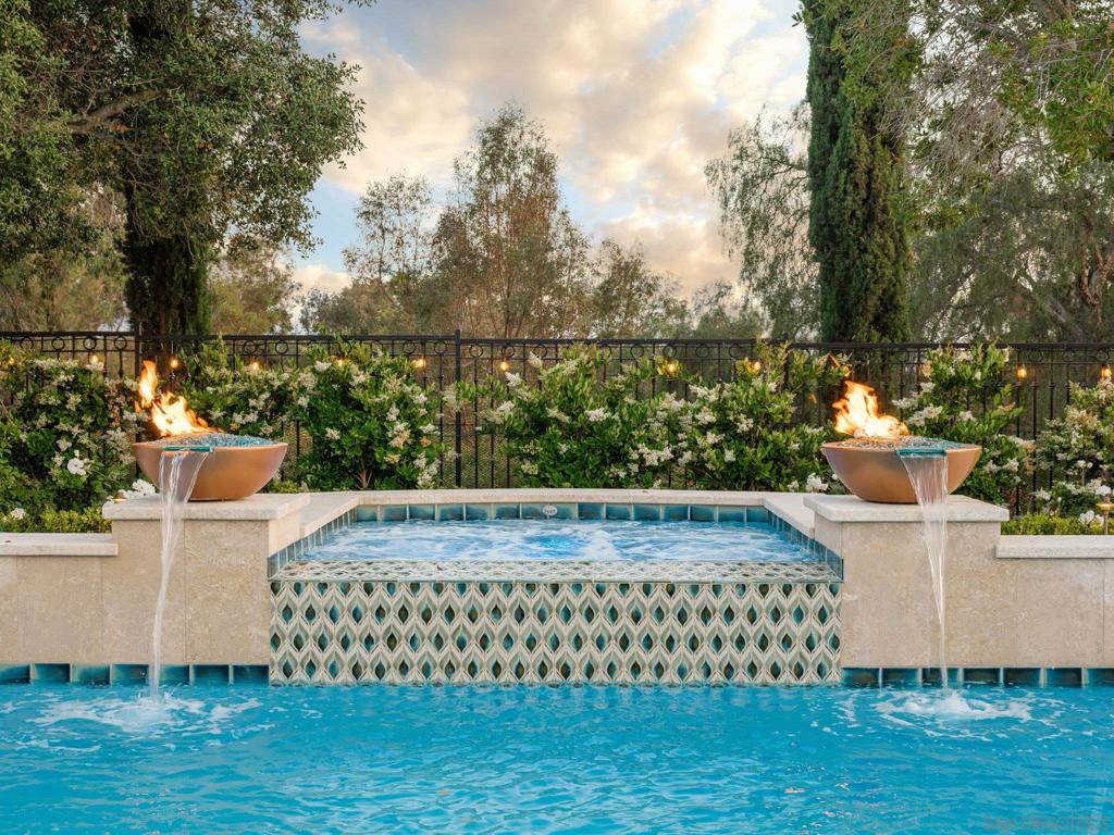 Rancho Santa Fe - Residential