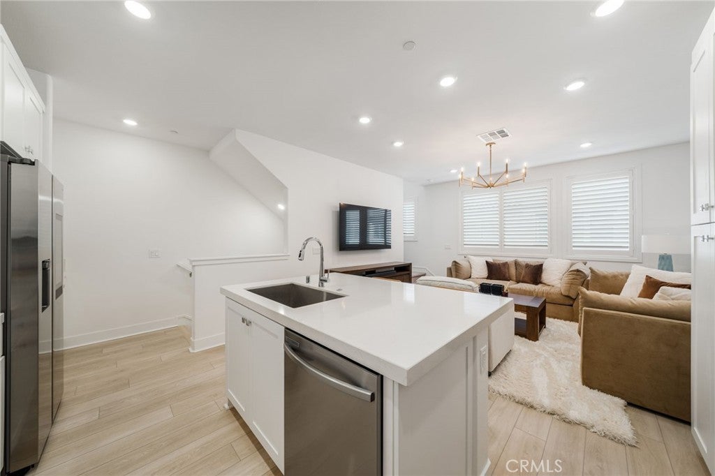 1683 Jade Road
