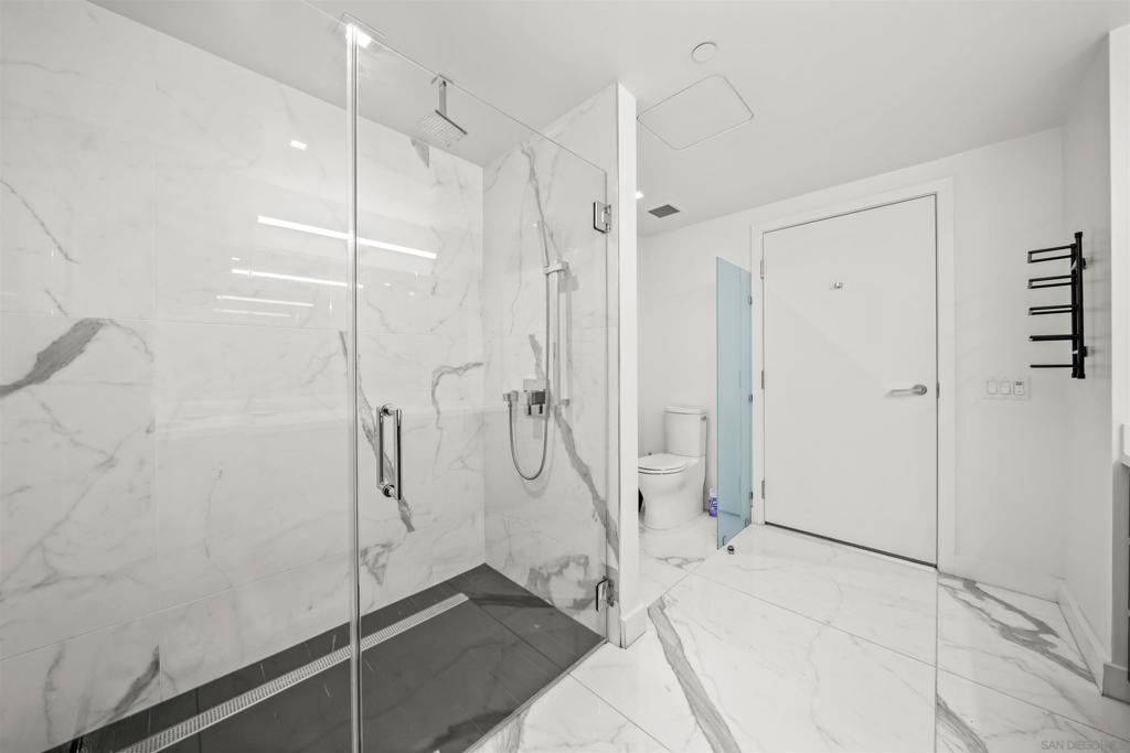 Downtown - Residential Lease