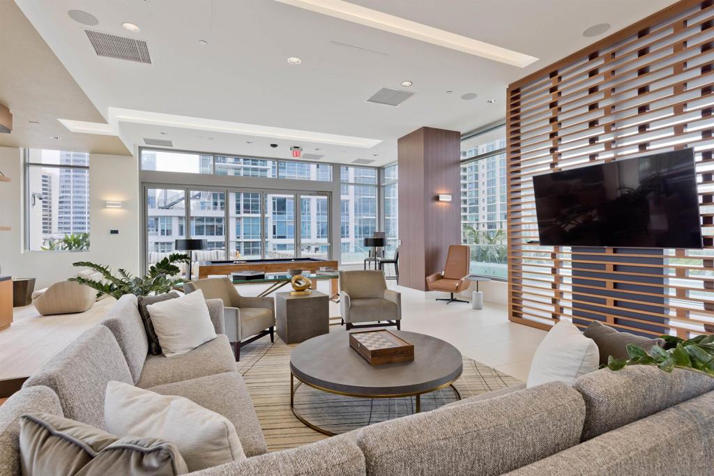 Downtown - Residential Lease