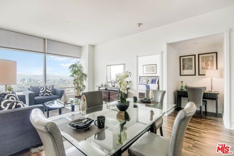 Photo of 900 W Olympic Boulevard #33F, Los Angeles, CA 90015 (MLS # 25629683)