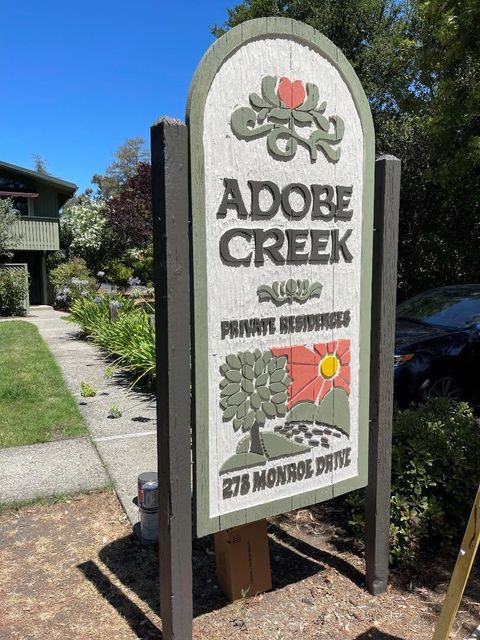 Photo of 278 Monroe Drive #17, Mountain View, CA 94040 (MLS # ML82026220)