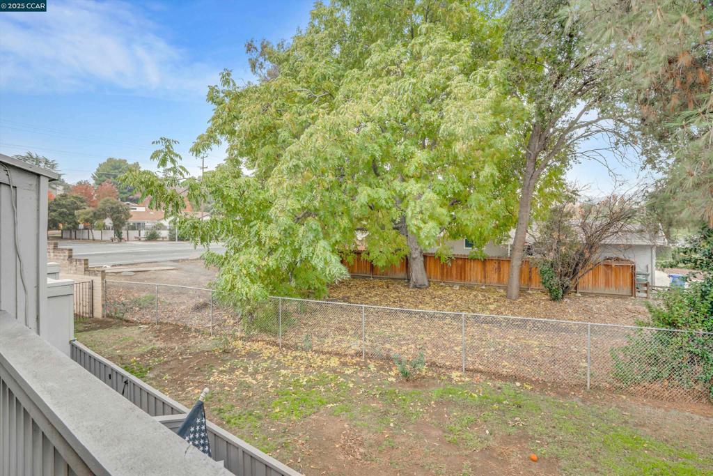 DIABLO COMMONS - Residential