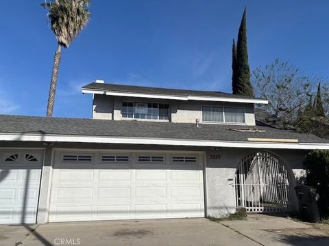 Photo of 7820 Winnetka Avenue, Winnetka, CA 91306 (MLS # SR26057655)