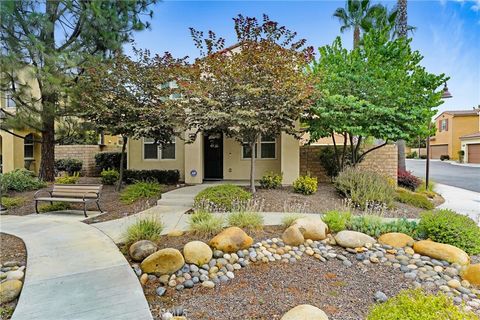 Photo of 2917 Palmera Lane, Simi Valley, CA 93065 (MLS # SR25172001) Photo of 2917 Palmera Lane, Simi Valley, CA 93065 (MLS # SR25172001)