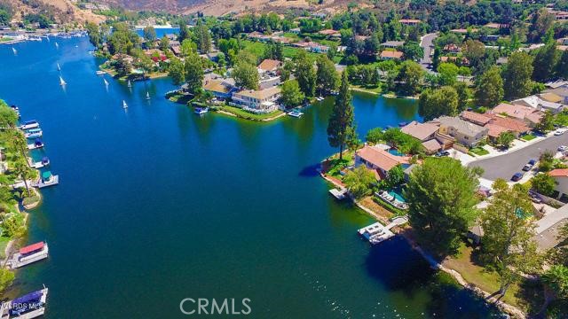 The Shore/South Shore (719) - Residential Lease