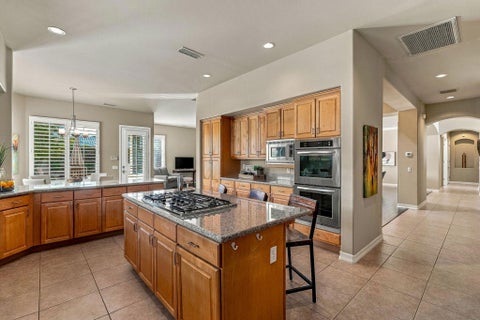 Tiny photo for 33 Scarborough Way, Rancho Mirage, CA 92270 (MLS # 219154511DA)