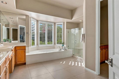 Tiny photo for 33 Scarborough Way, Rancho Mirage, CA 92270 (MLS # 219154511DA)