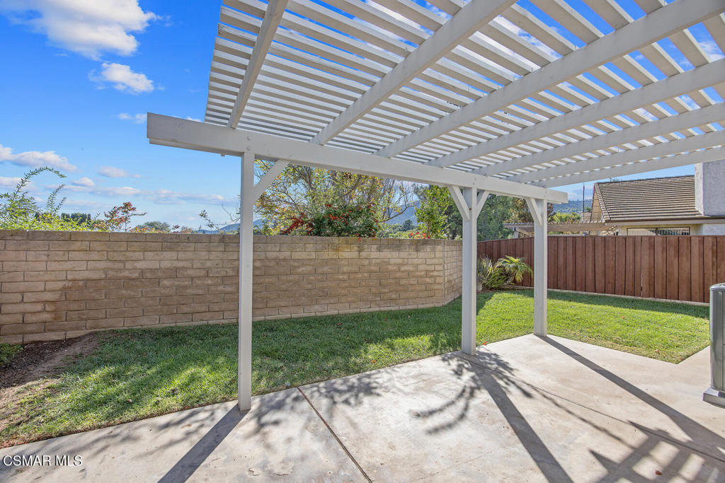 Shadow Run/Borchard-155 - 1000712 - Residential