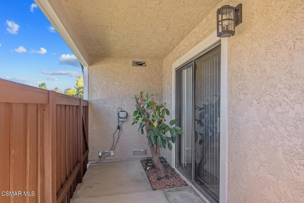 Shadow Run/Borchard-155 - 1000712 - Residential