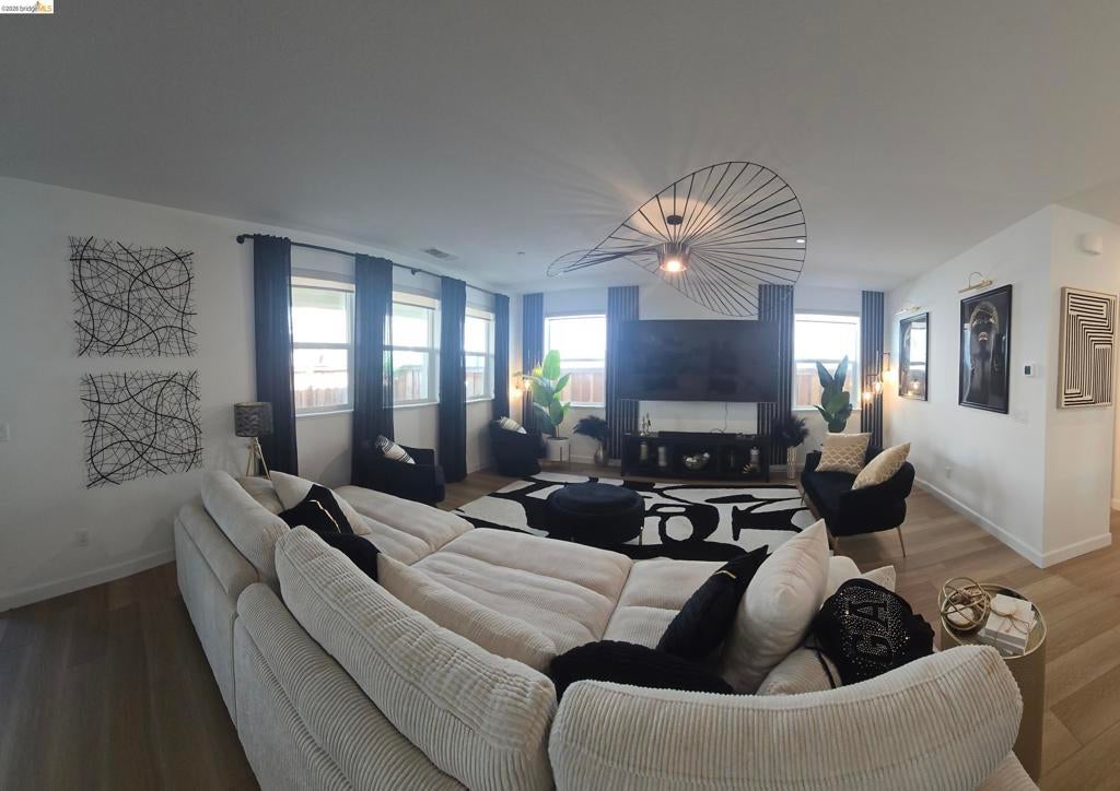1862 Chandler Dr