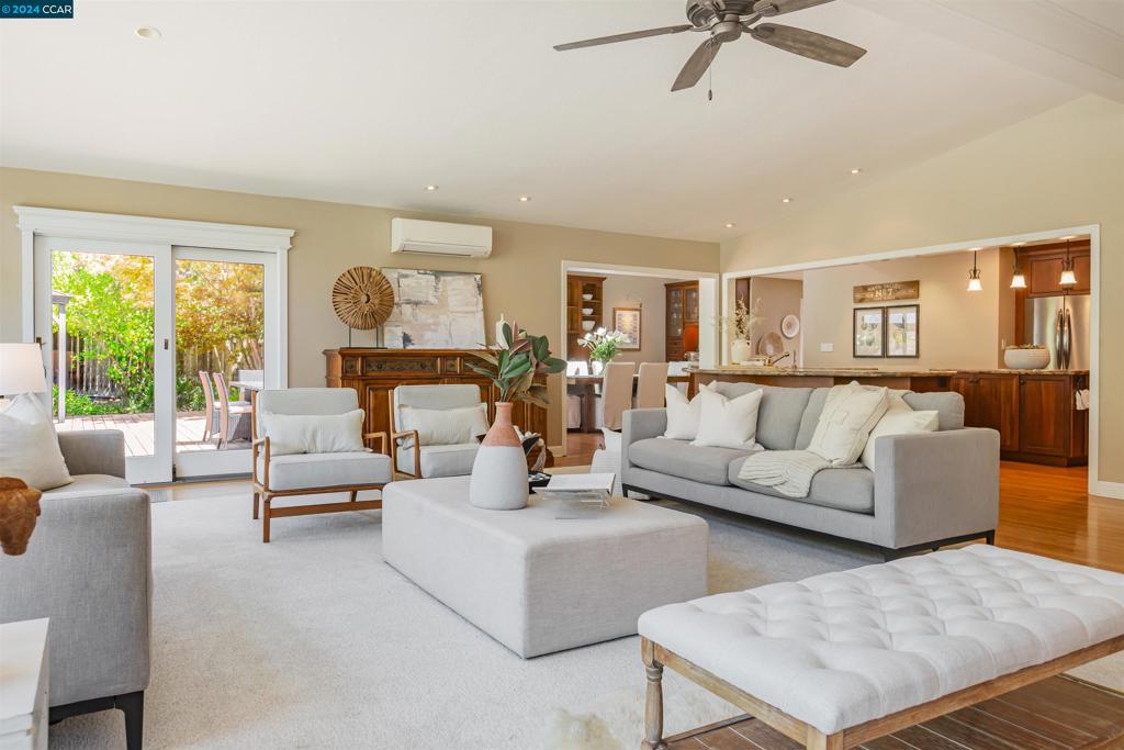 JOAQUIN RANCH - Residential