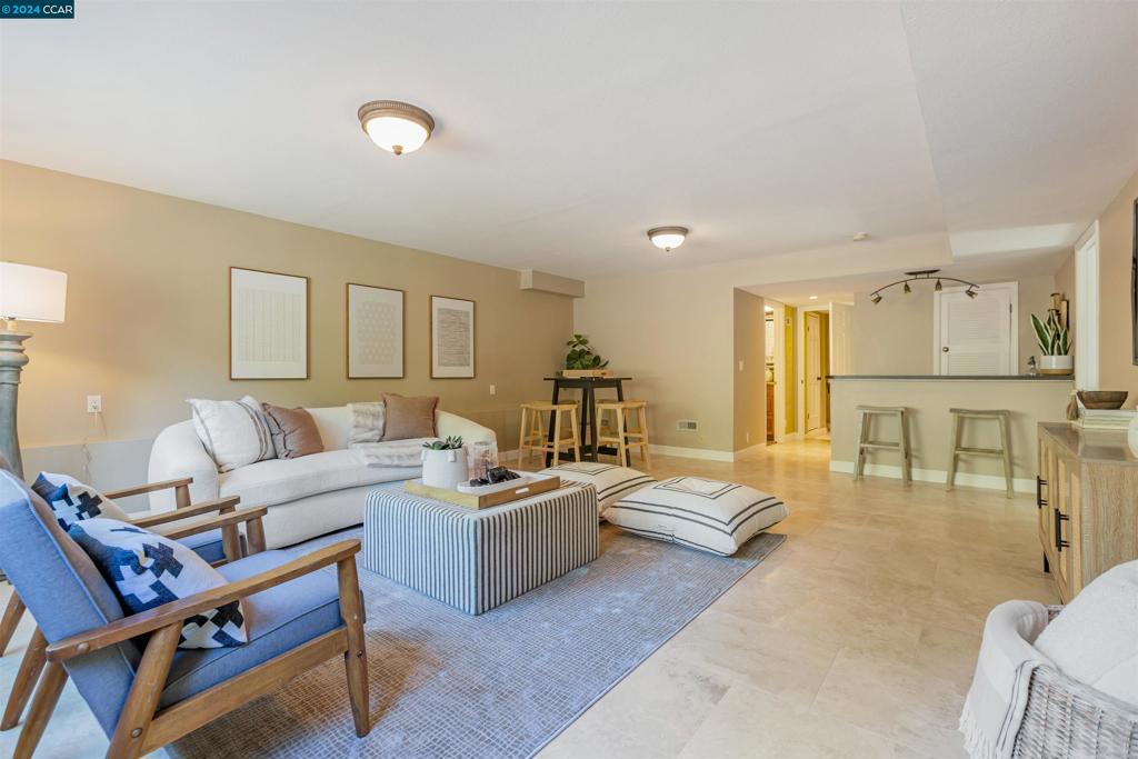 JOAQUIN RANCH - Residential