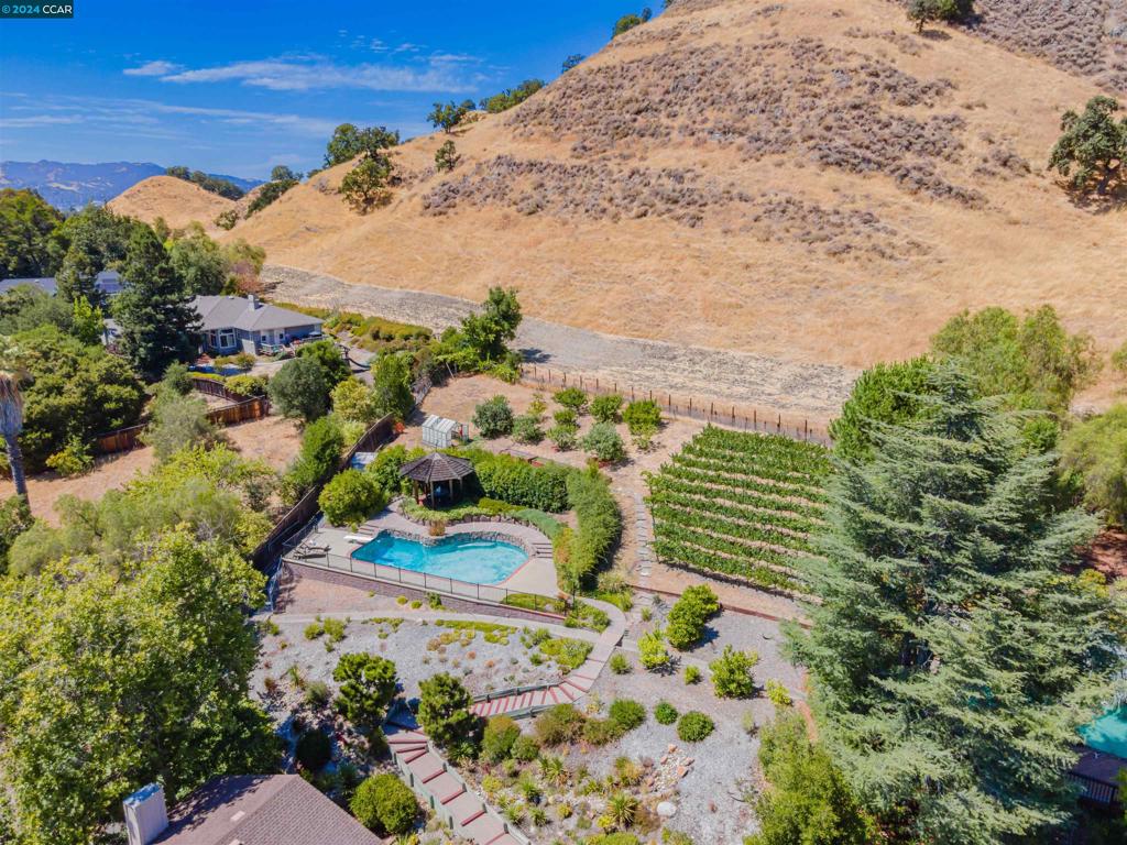 JOAQUIN RANCH - Residential