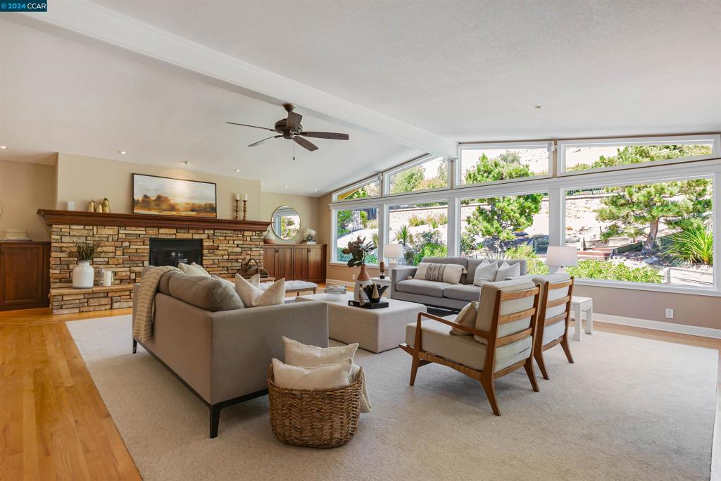 JOAQUIN RANCH - Residential