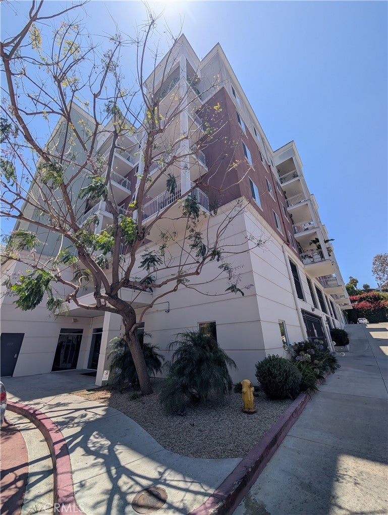 3740 Santa Rosalia 402