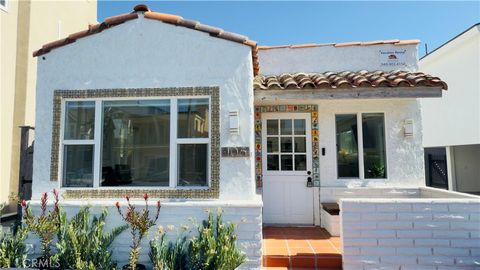 Photo of 106 31st St, Newport Beach, CA 92663 (MLS # PW25225169)