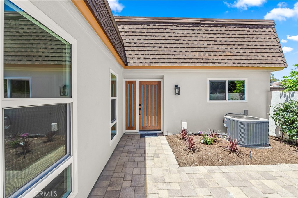 11 Rockrose Way