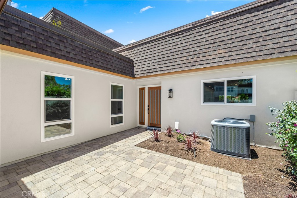 11 Rockrose Way