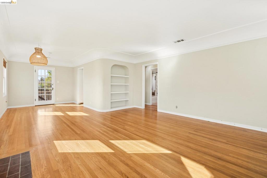 117 Carmel Ave