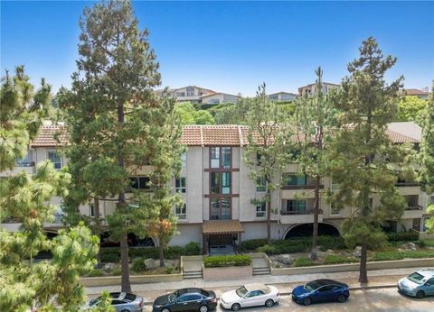 5718 Ravenspur Drive 305 Rancho Palos Verdes CA 90275