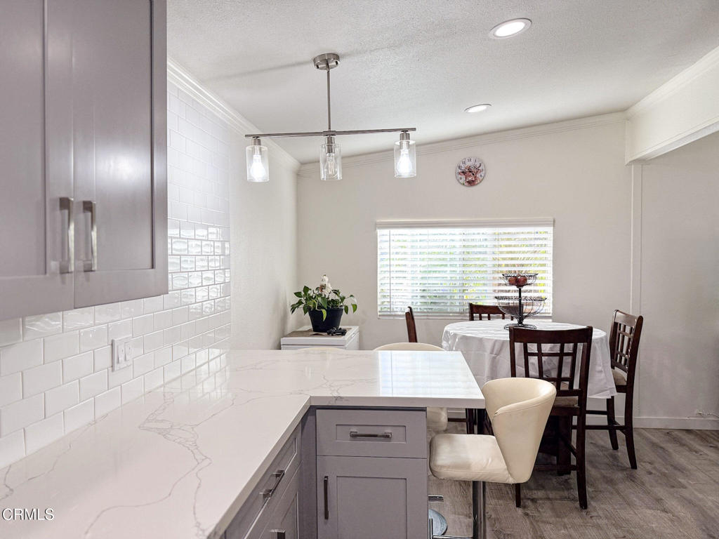 Silver Wheel MHP - 037009 - Manufactured In Park