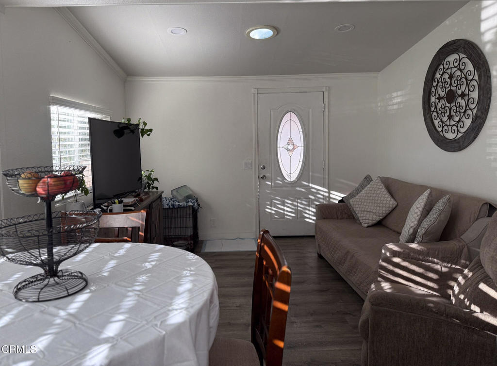 Silver Wheel MHP - 037009 - Manufactured In Park