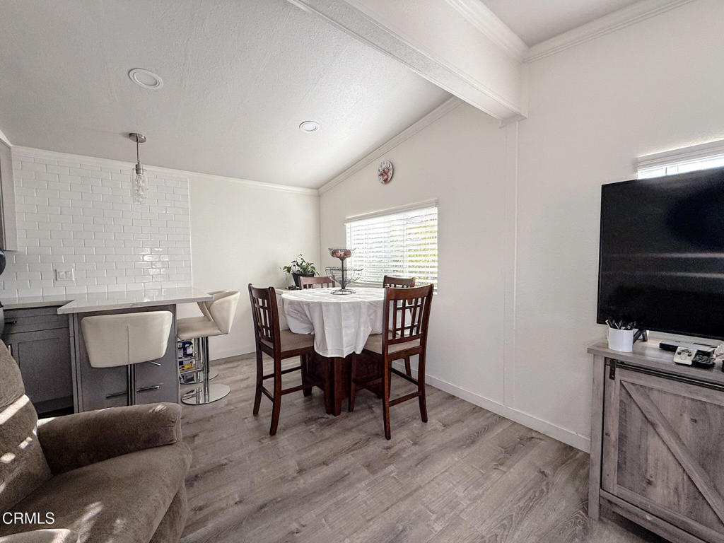 Silver Wheel MHP - 037009 - Manufactured In Park