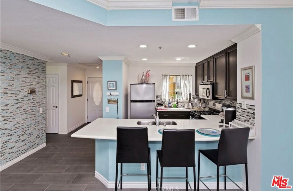 16291 Countess Drive 116