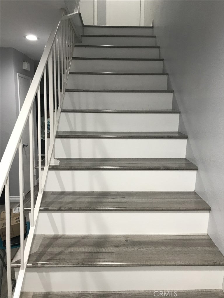 9741 Acacia 8