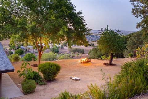Tiny photo for 1745 Adelaida RD, Paso Robles, CA 93446 (MLS # NS26116963)