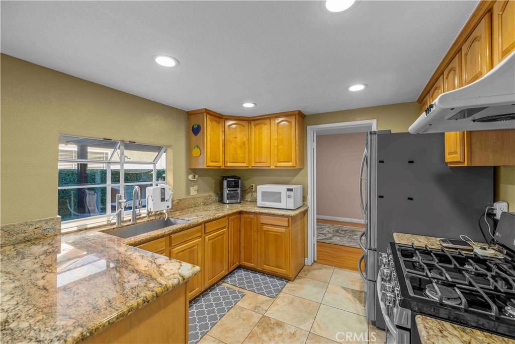 8522 Silver Ridge