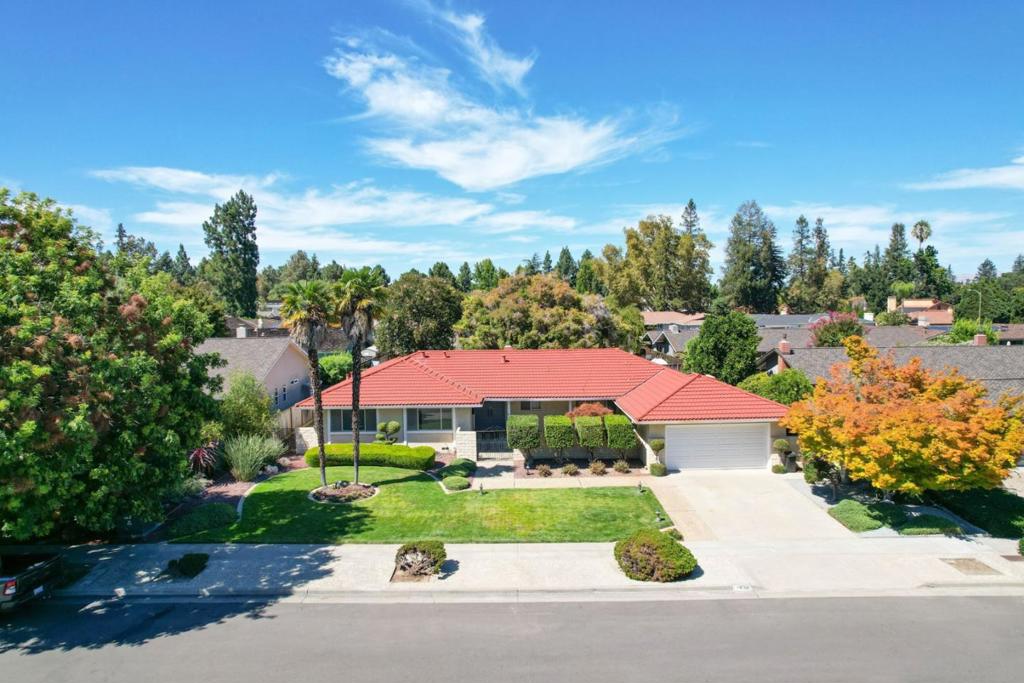 1437 Robsheal Drive