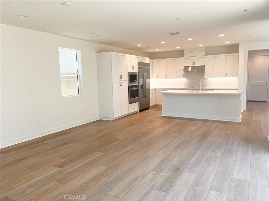 497 Tracy Place