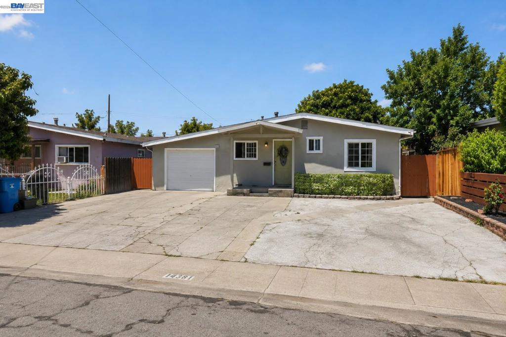 14391 Victoria Ct