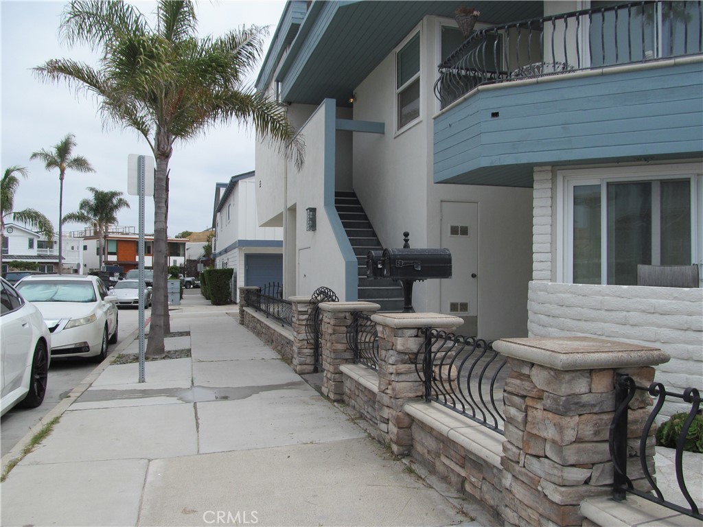 520 W W. Balboa Blvd. Boulevard W