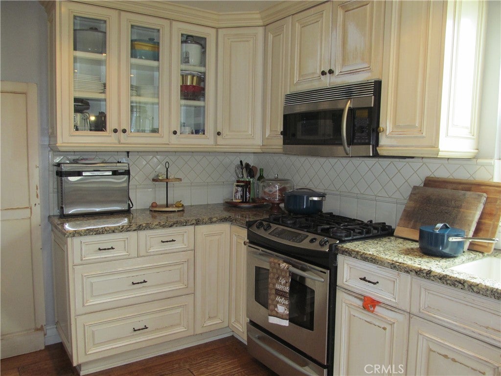 520 W. Balboa Boulevard, Newport Beach CA 92661 - Photo 10