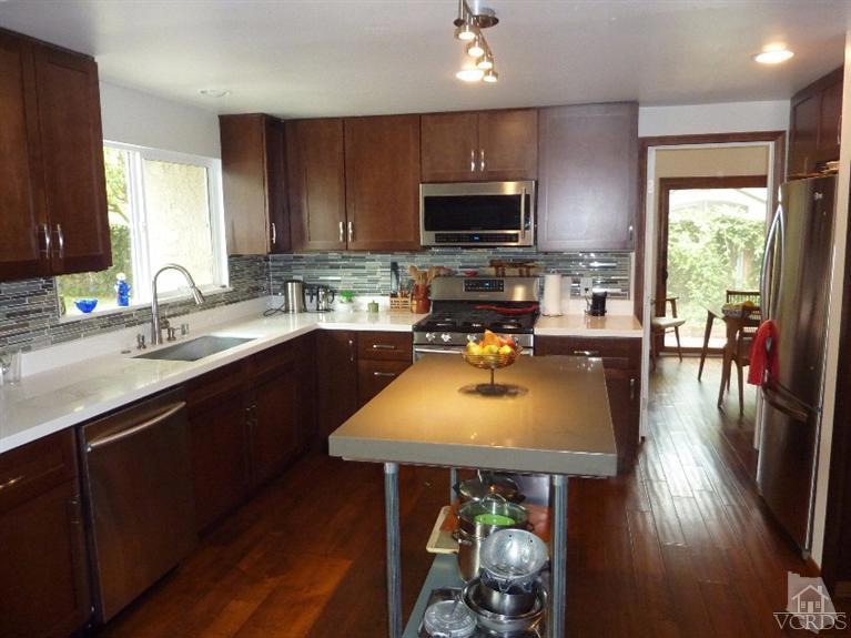 Bel-Aire - 2402 - Residential