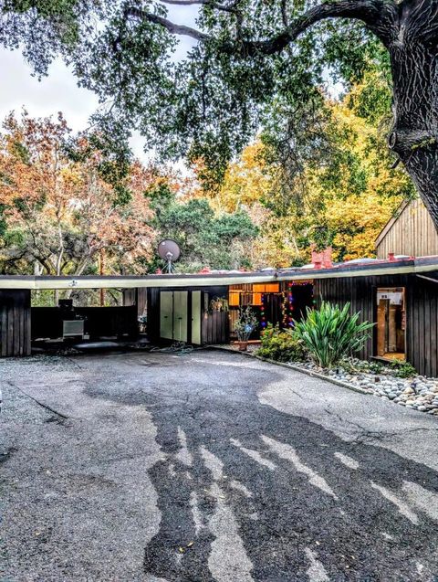 Photo of 19544 Sky Oaks Way, Los Gatos, CA 95030 (MLS # ML82045681)