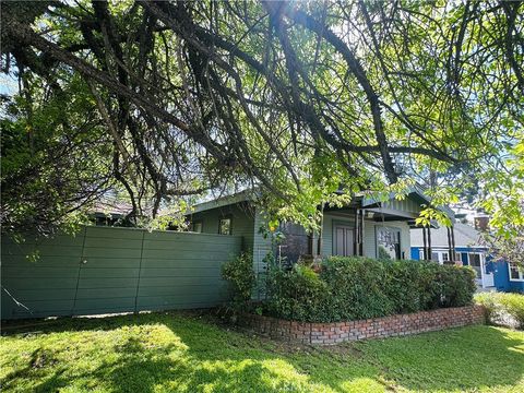 Photo of 134 Melrose Ave, Monrovia, CA 91016 (MLS # OC26072720)