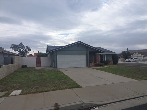 Tiny photo for 14742 Aruba PL, Moreno Valley, CA 92553 (MLS # CV26225557)
