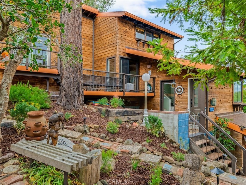 Top of the World(2170) - Residential