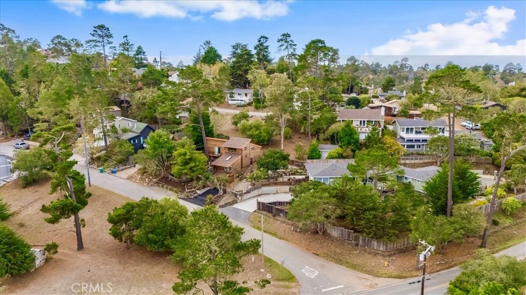 Top of the World(2170) - Residential