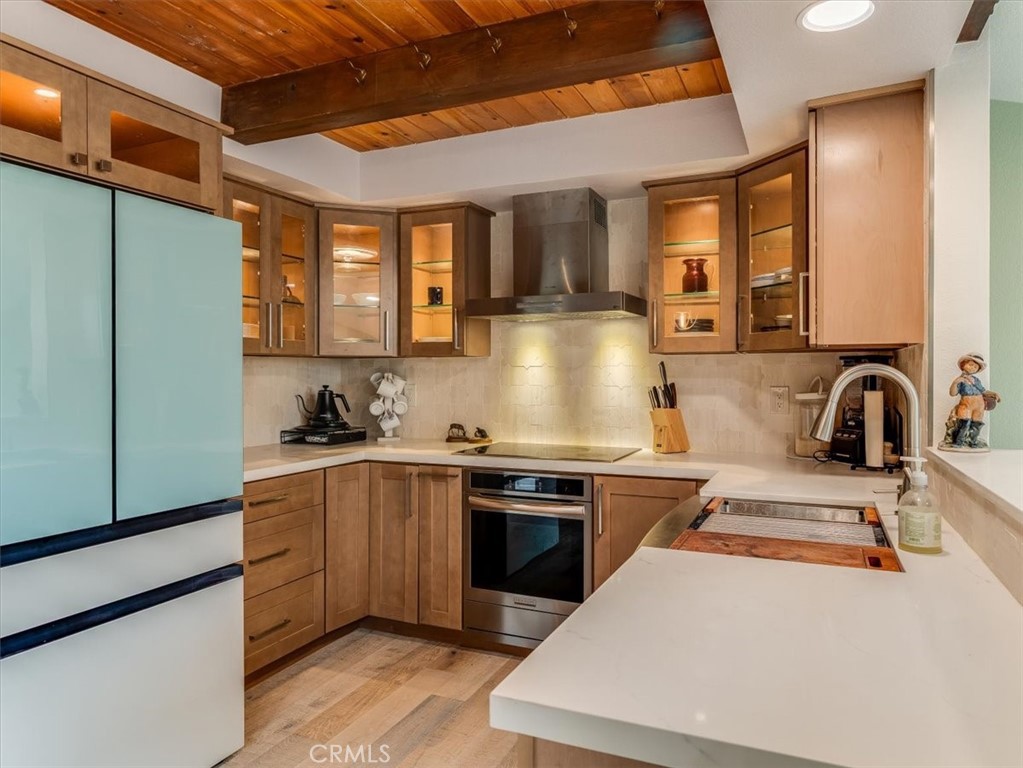 Top of the World(2170) - Residential