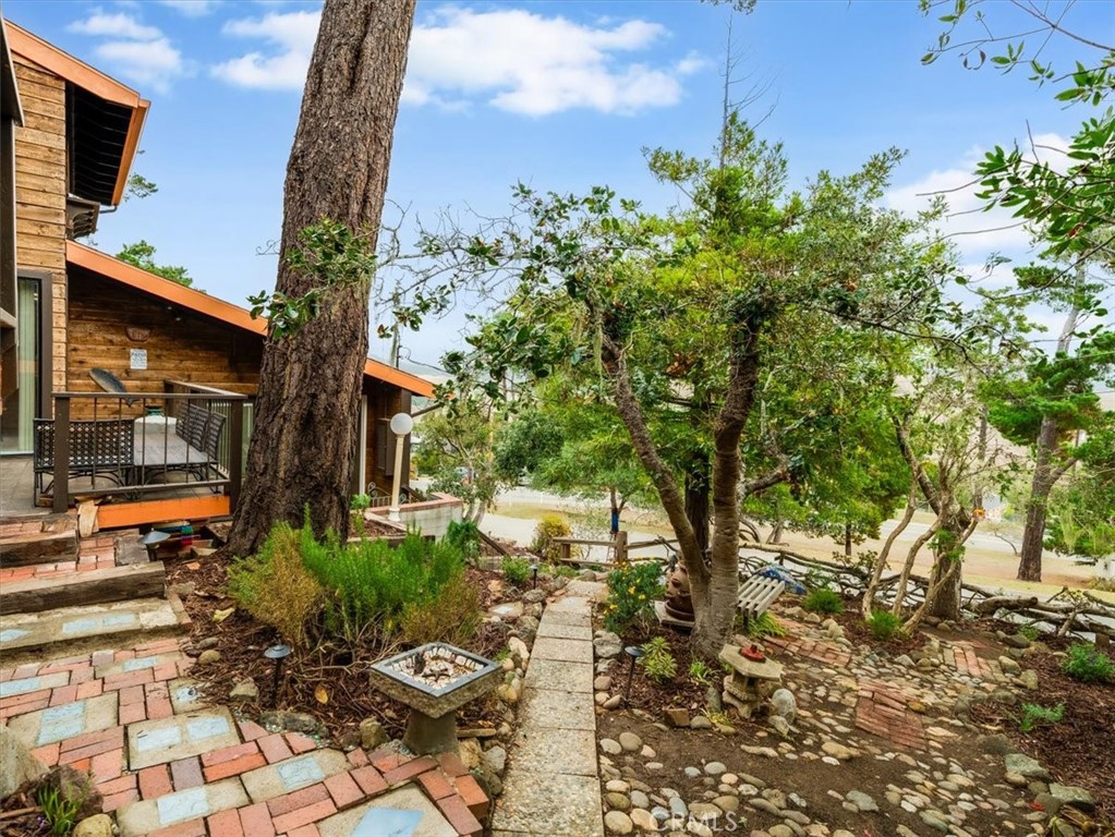 Top of the World(2170) - Residential