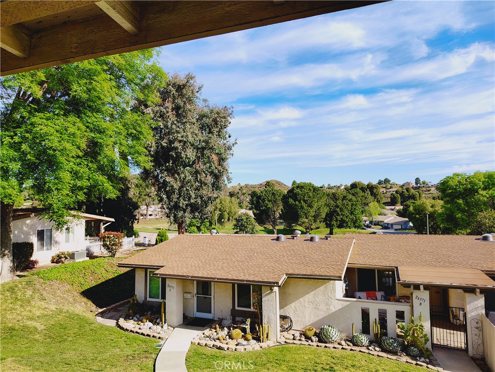 26373 Oak Highland Drive E