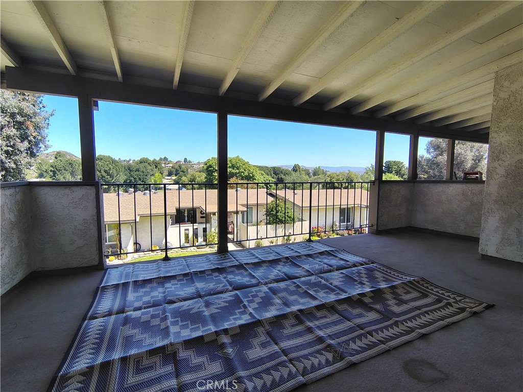 26373 Oak Highland Drive E