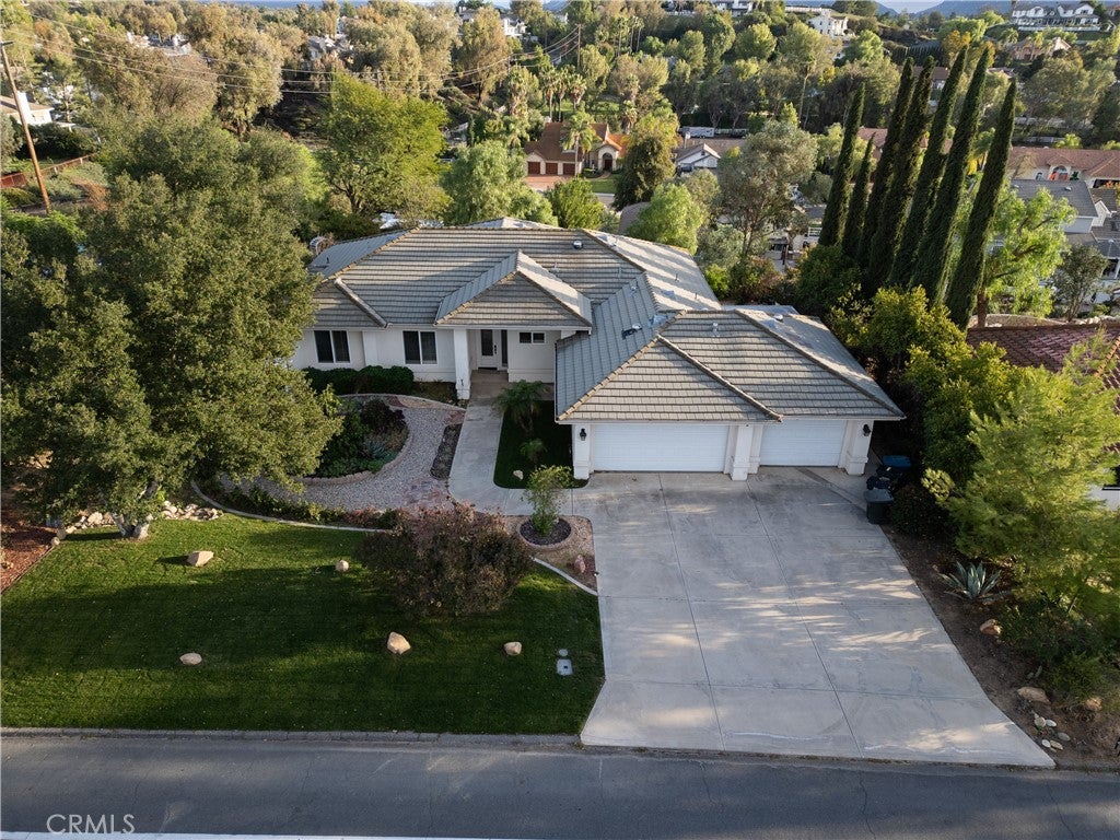 Photo of 30625 Del Rey RD, Temecula, CA 92591 (MLS # SW26229945)